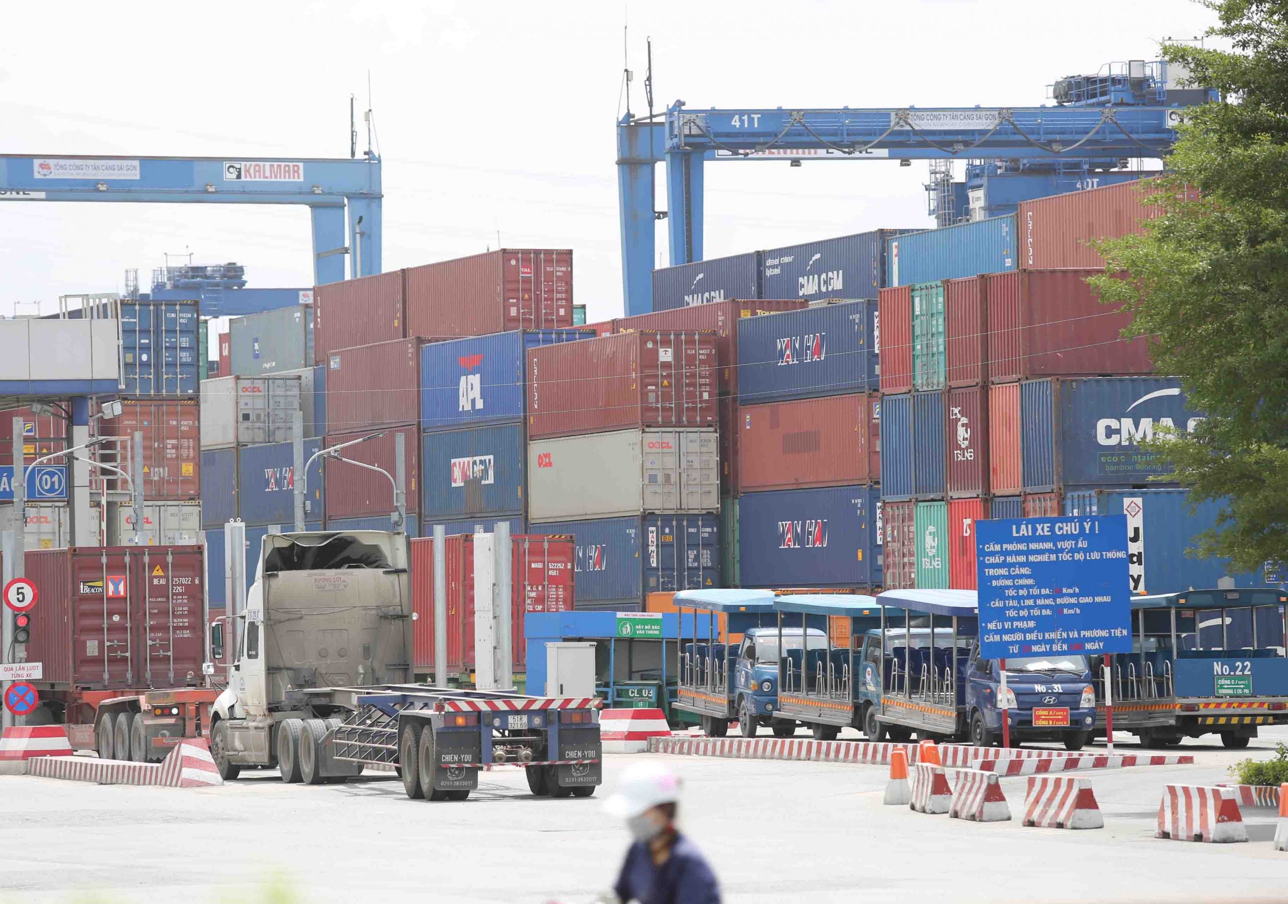 Vietnam’s GDP predicted to surpass Singapore’s this year - The Saigon Times