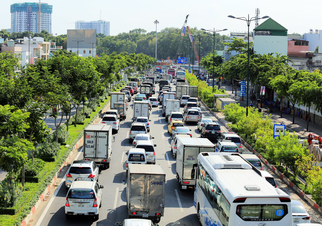 HCMC to make access to ports easier The Saigon Times