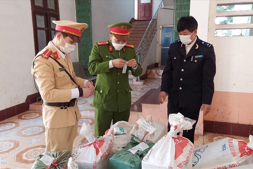 Cao Bang breaks up two Covid test kit trafficking rings - The Saigon Times