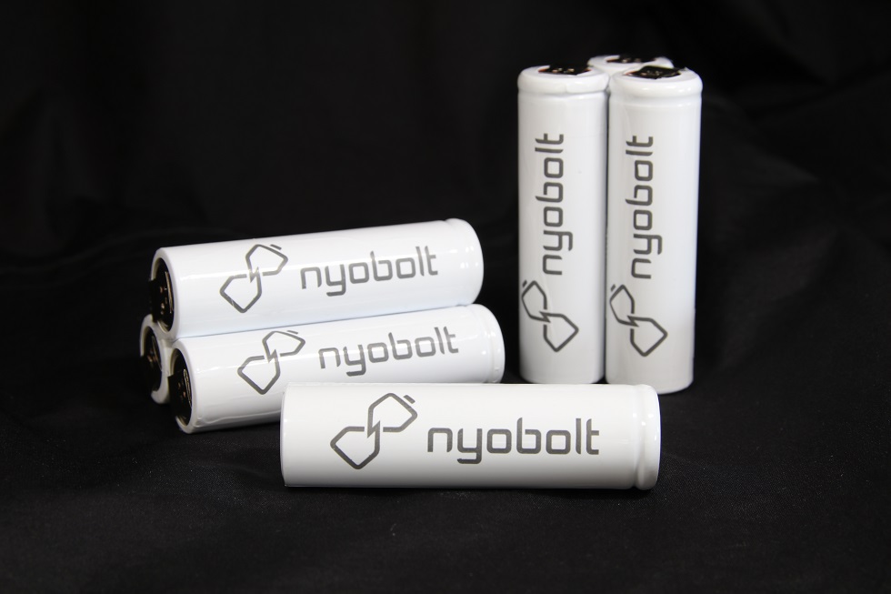 Ultrafast charging, ultrasafe battery built on hitech tungsten