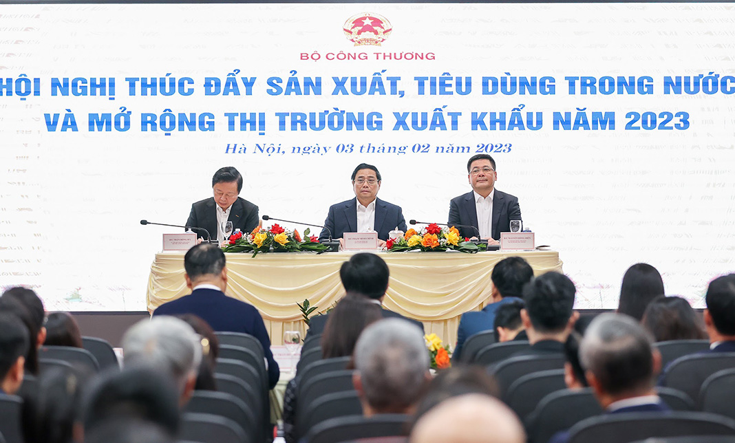 Vietnam sets 2023 export target of US$394 billion - The Saigon Times