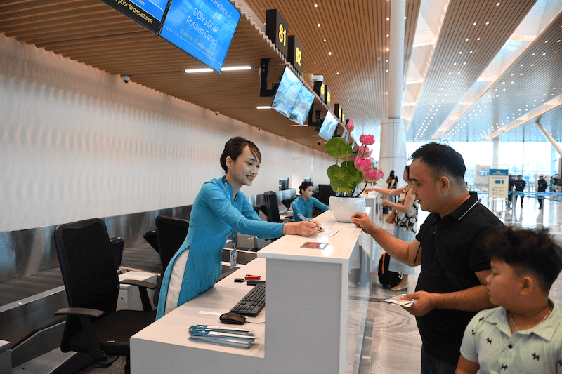 Vietnam to shift most airport check-in to digital platforms
