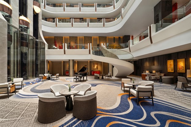 Dusit Le Palais Tu Hoa Hanoi introduced to partners in HCMC