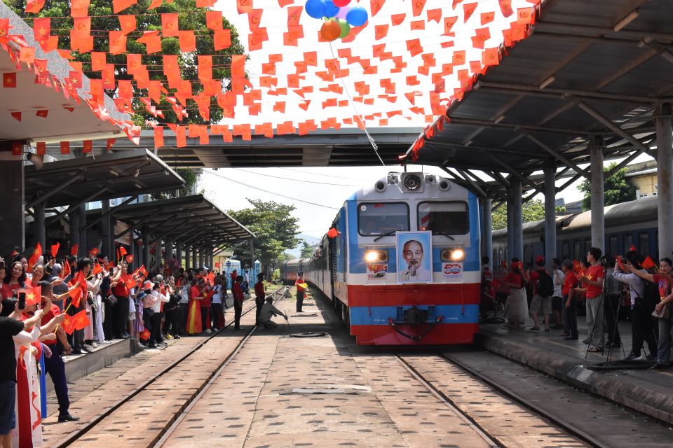 Peak Tet train tickets sold out