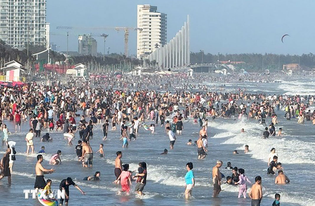 Vietnamese to have five days off on National Day