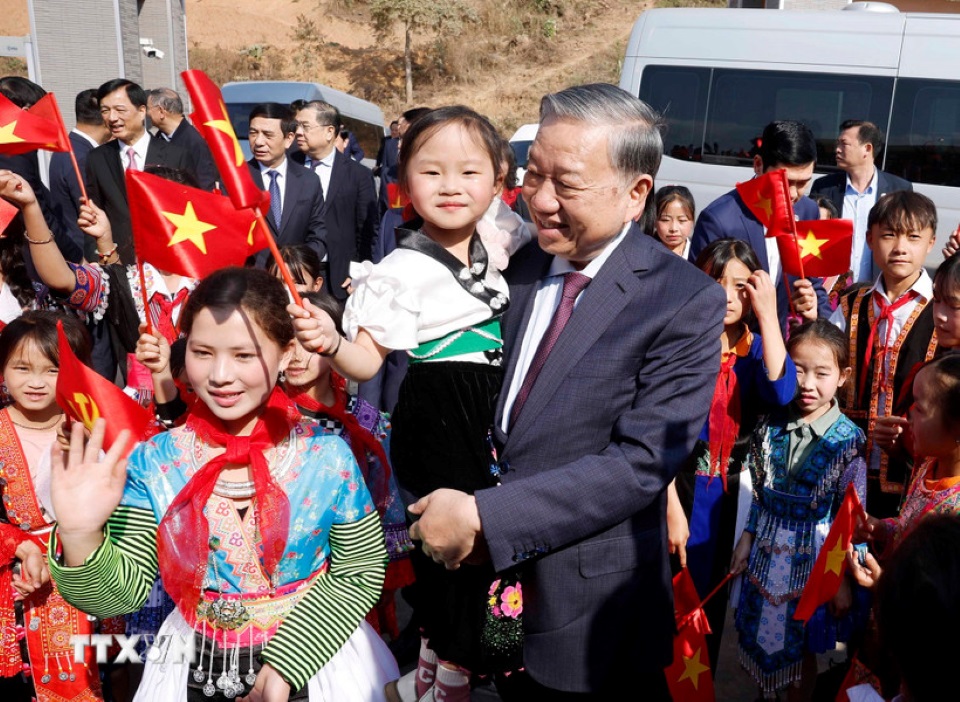 Vietnam breaks ground on 121 border boarding schools nationwide