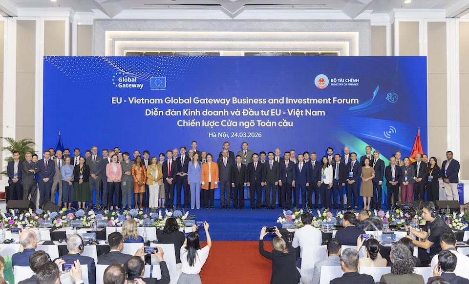 EU to mobilize one billion euros for major transport infrastructure in Vietnam