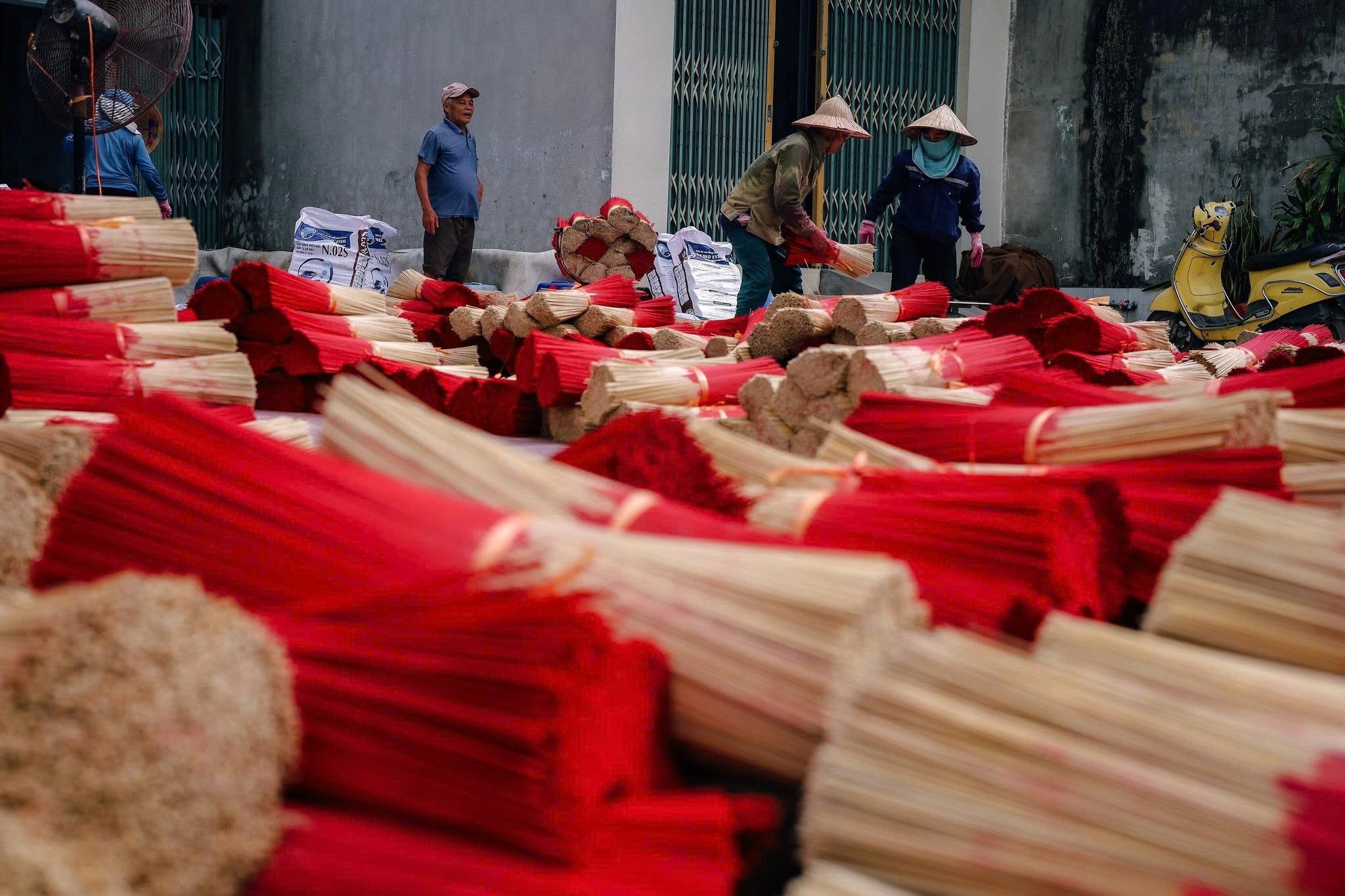 Quang Phu Cau: The heritage of Hanoi’s incense village