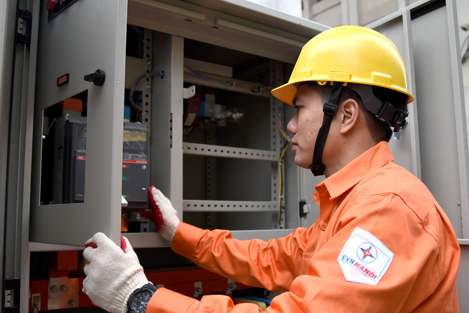 New electricity pricing time frames await retail tariff adjustment