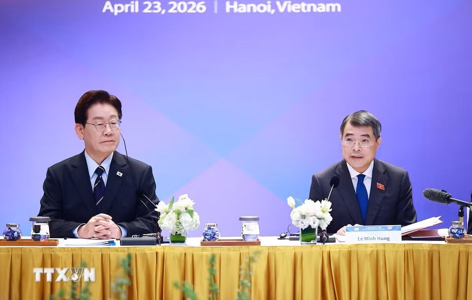 Vietnam, South Korea push high-value tech, supply chain alliance