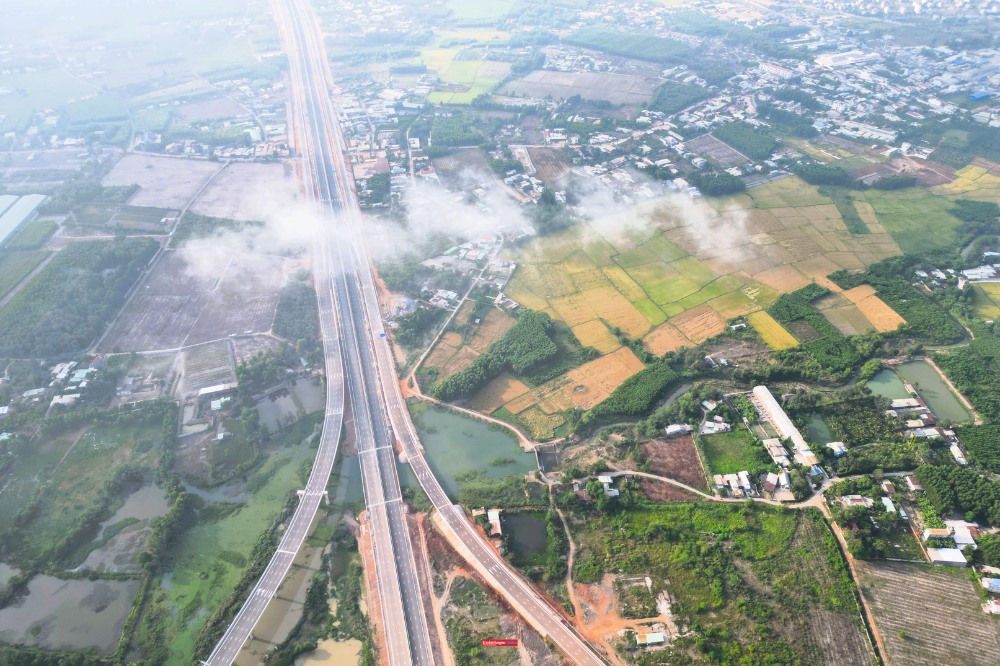 Moody’s lifts Vietnam’s outlook to ‘positive’