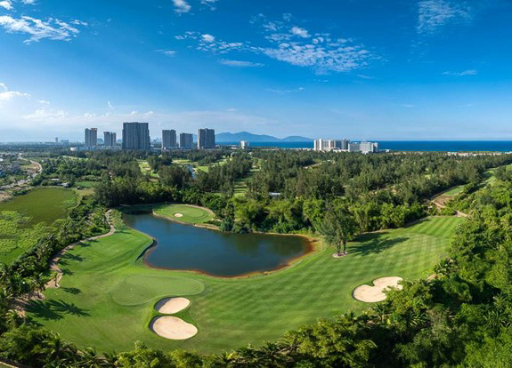 Central Vietnam golf courses mark milestone anniversaries