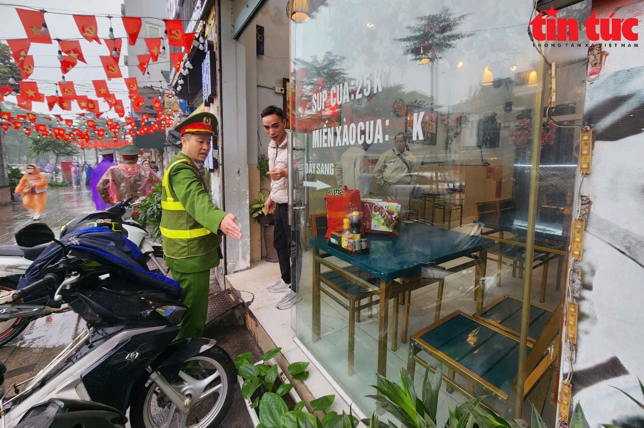 Hanoi seeks pilot program for sidewalk rentals