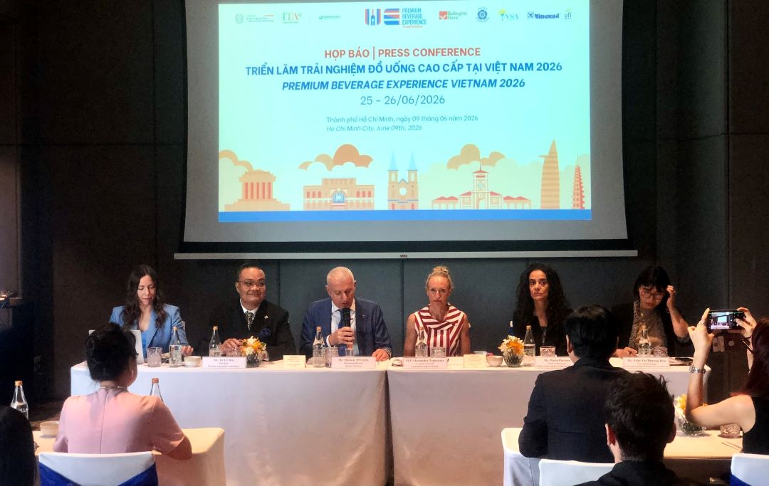 Premium beverage expo debuts in HCMC